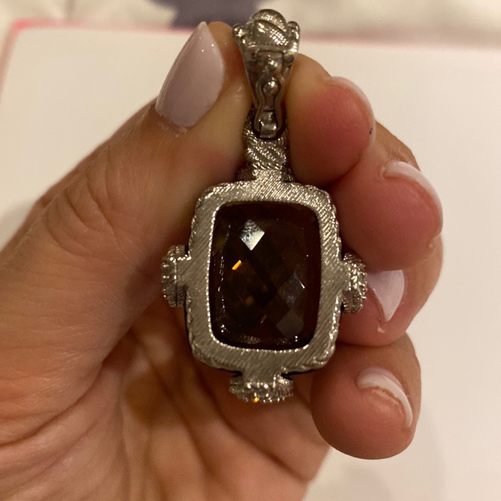 Judith Ripka Pendant - Picture 2 of 2